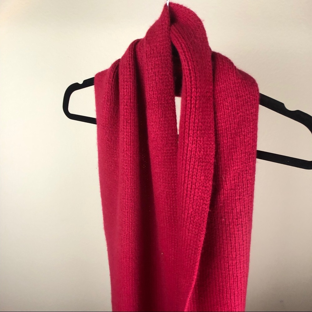 Burberry red scarf